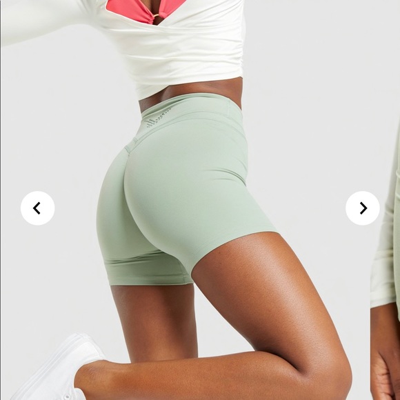 Gymshark Whitney Simmons bra and shorts set - Picture 8 of 9